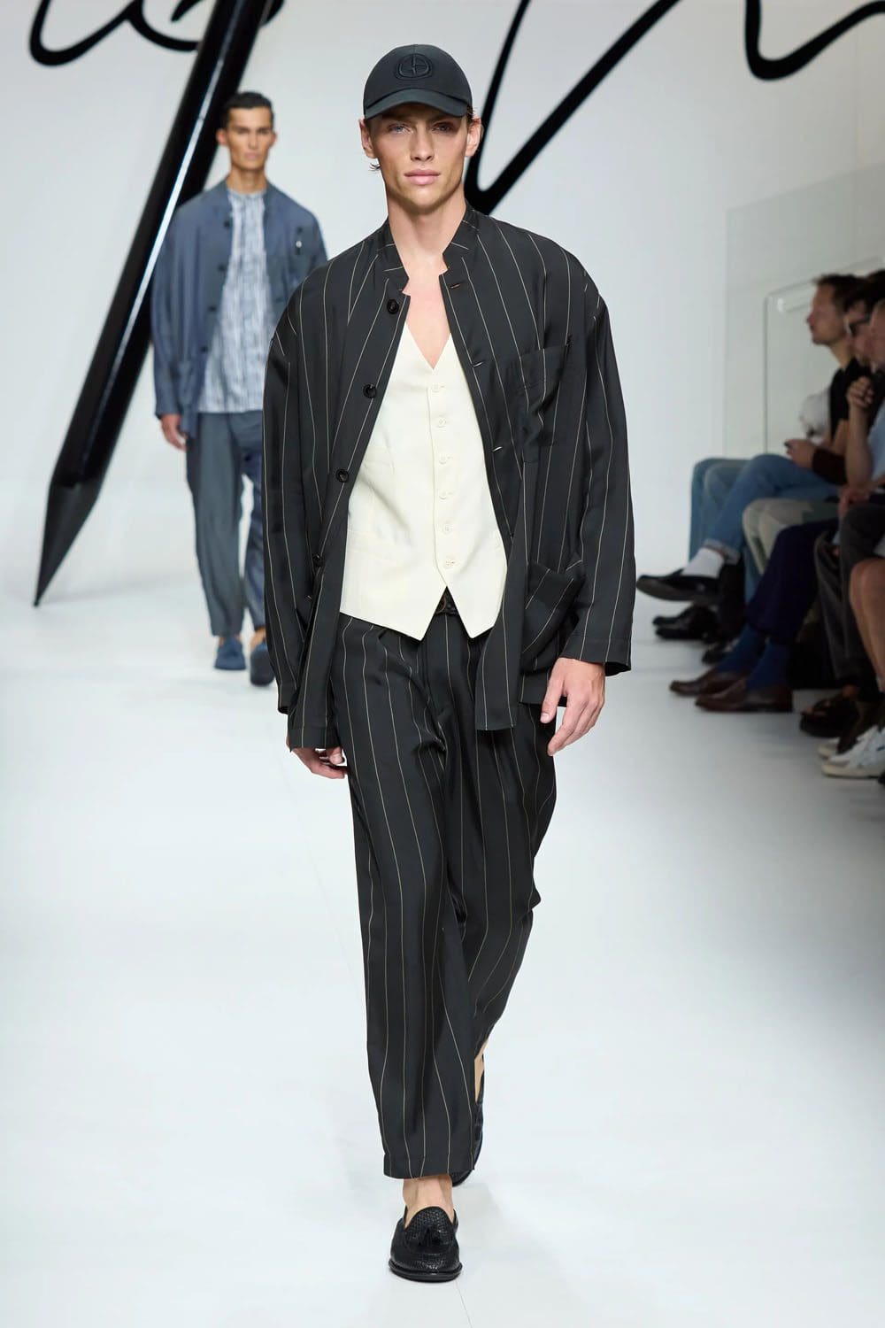 Giorgio Armani Primavera Verão 2024 Roupa masculina Runway Revista (44)