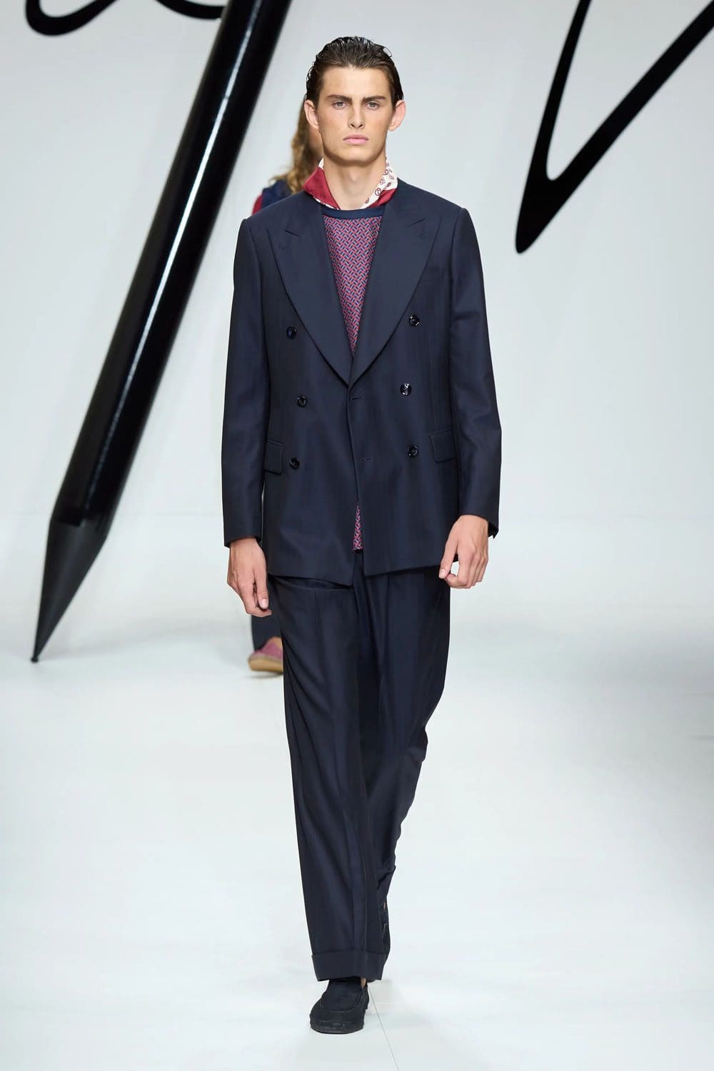 Giorgio Armani Primavera Verão 2024 Roupa masculina Runway Revista (63)
