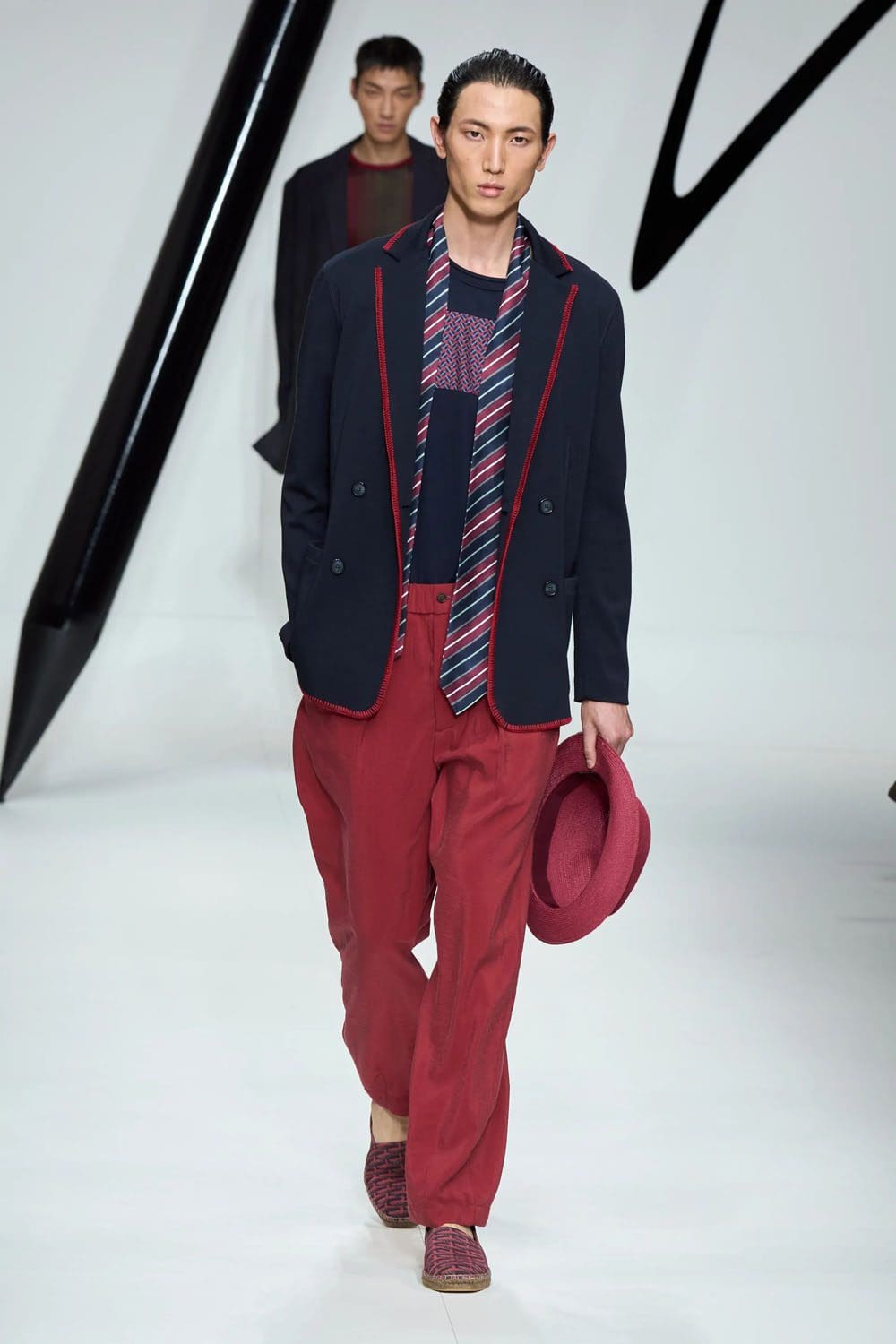 Giorgio Armani Primavera Verão 2024 Roupa masculina Runway Revista (67)