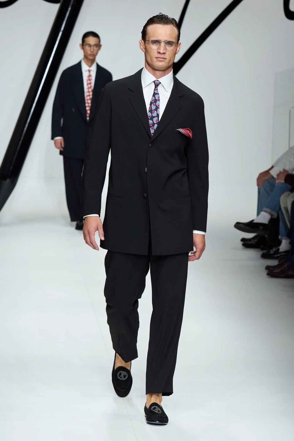 Giorgio Armani Primavera Verão 2024 Roupa masculina Runway Revista (78)