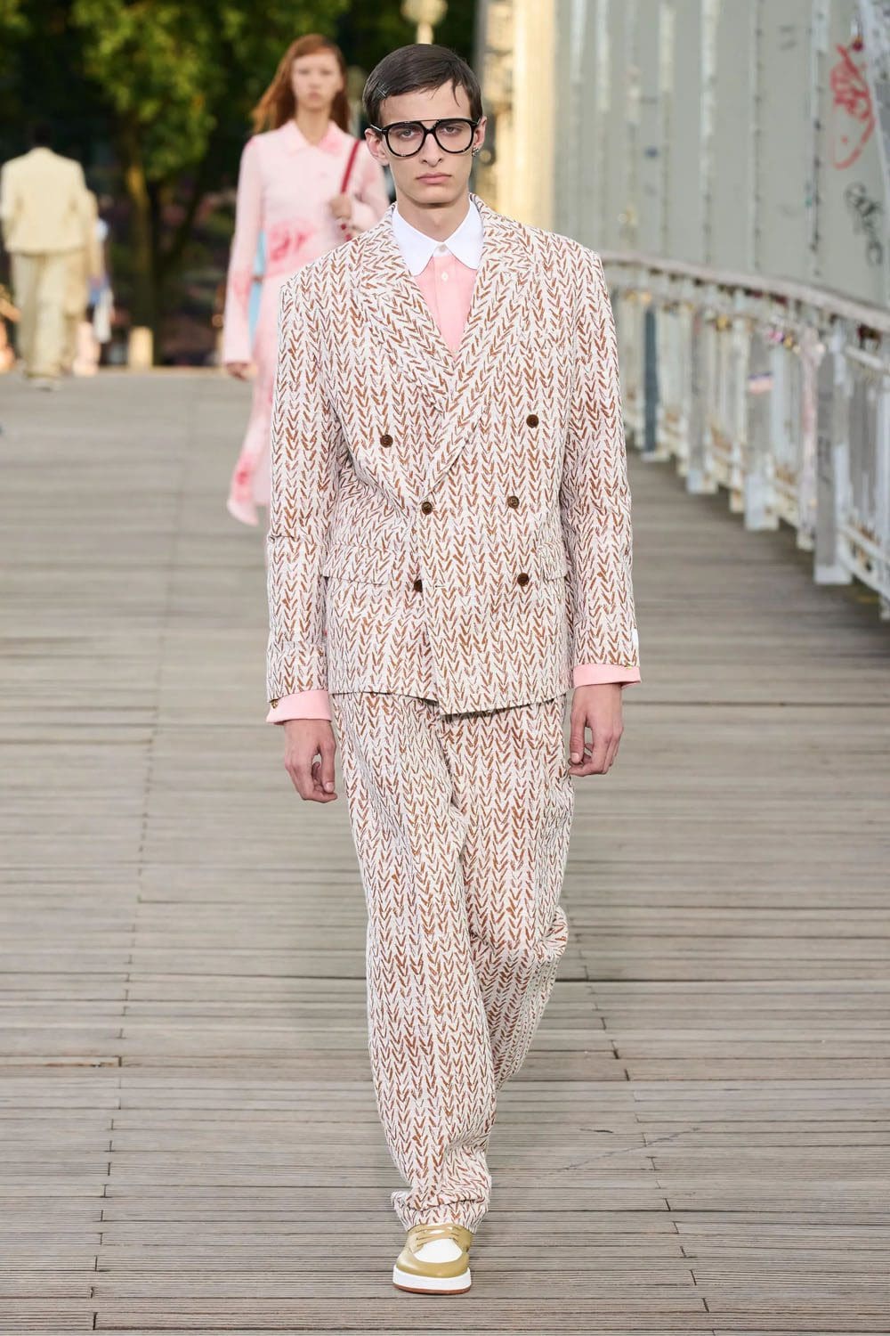 Kenzo Printemps Été 2024 Runway Magazine (20)