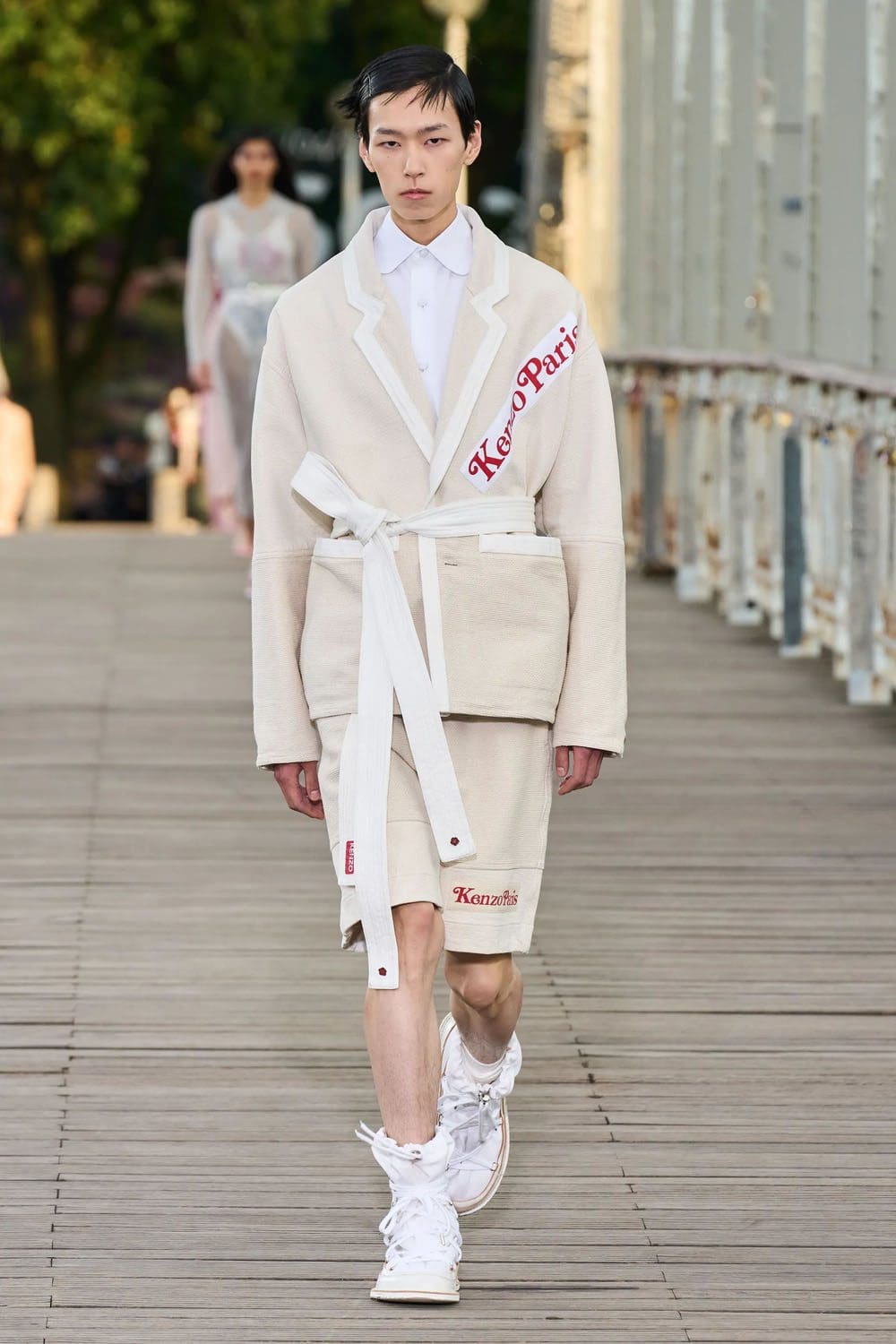Kenzo Printemps Été 2024 Runway Magazine (32)