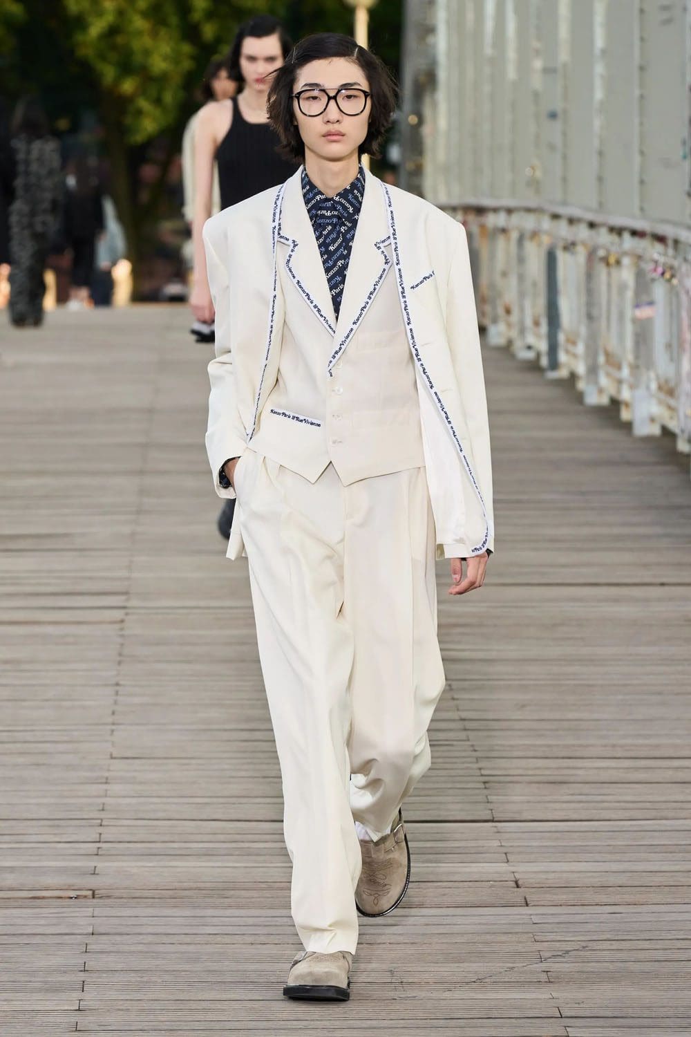 Kenzo Printemps Été 2024 Runway Magazine (56)