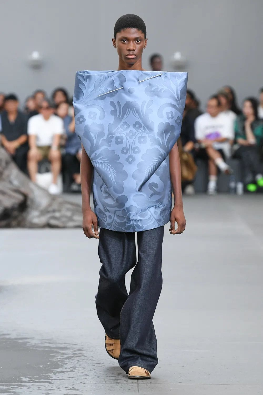 Loewe Homme Printemps Été 2024 Runway Magazine (25)