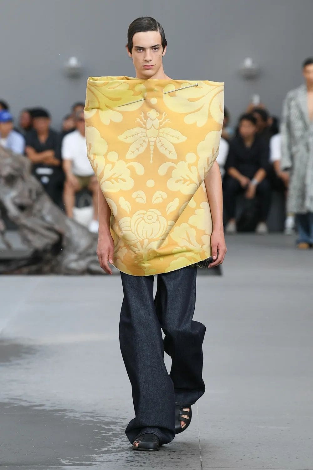 Loewe Homme Printemps Été 2024 Runway Magazine (35)