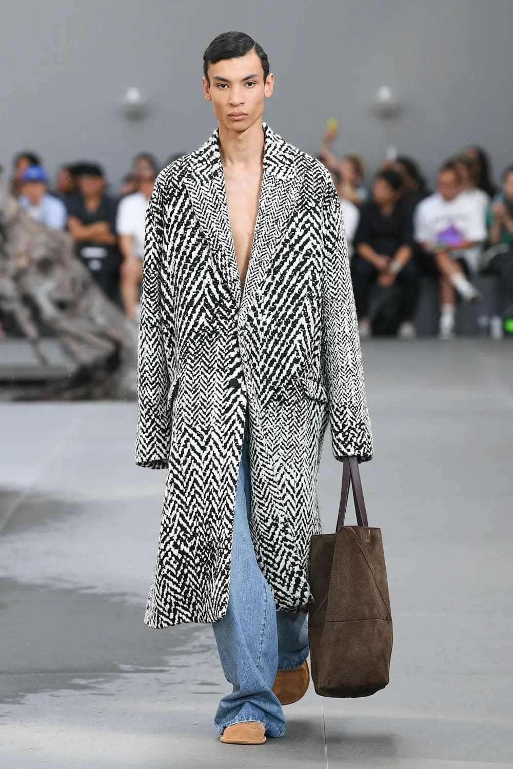 Loewe Homme Printemps Été 2024 Runway Magazine (36)