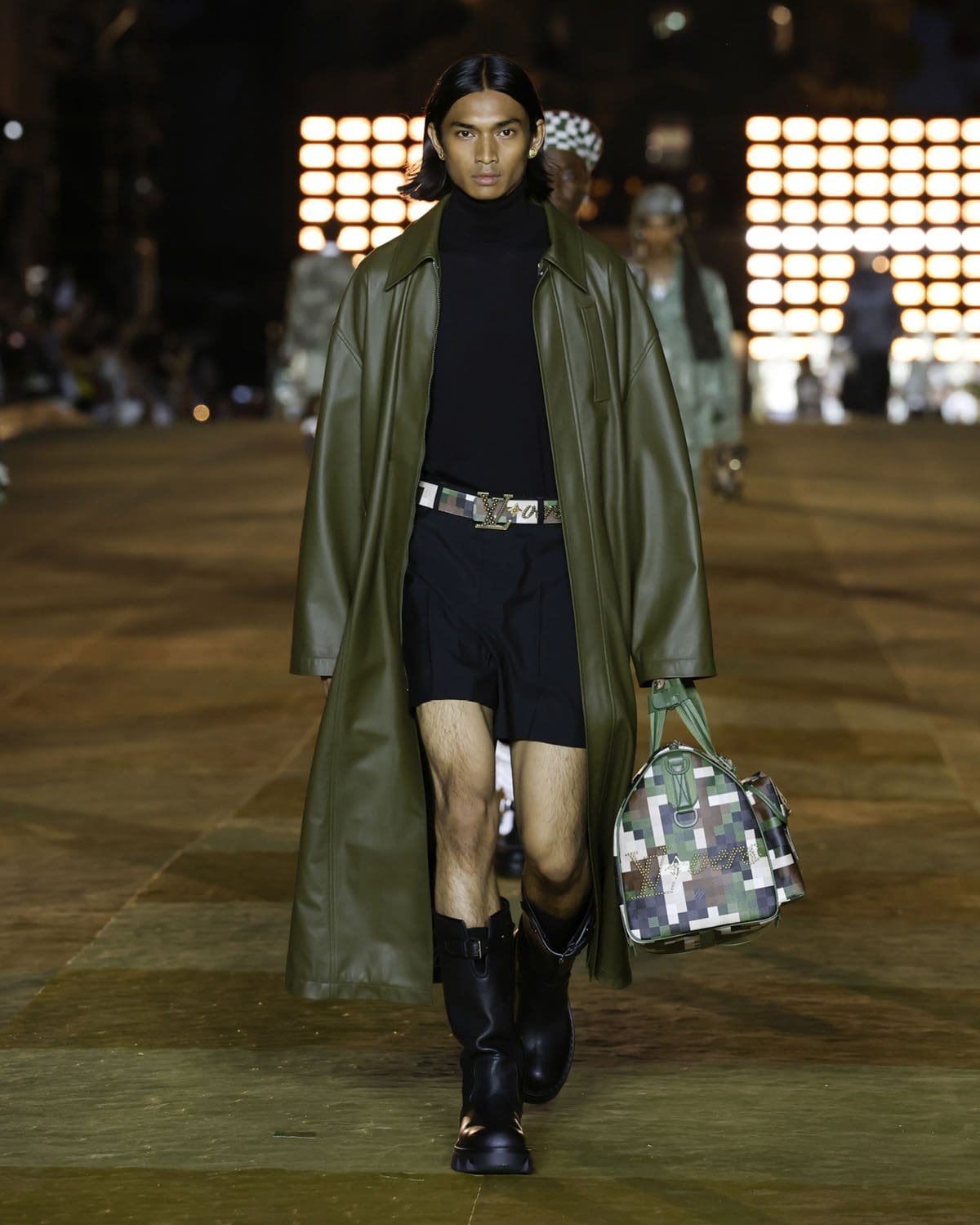 Louis Vuitton от Фаррелла Уильямса Весна-Лето 2024 Runway Журнал (13)