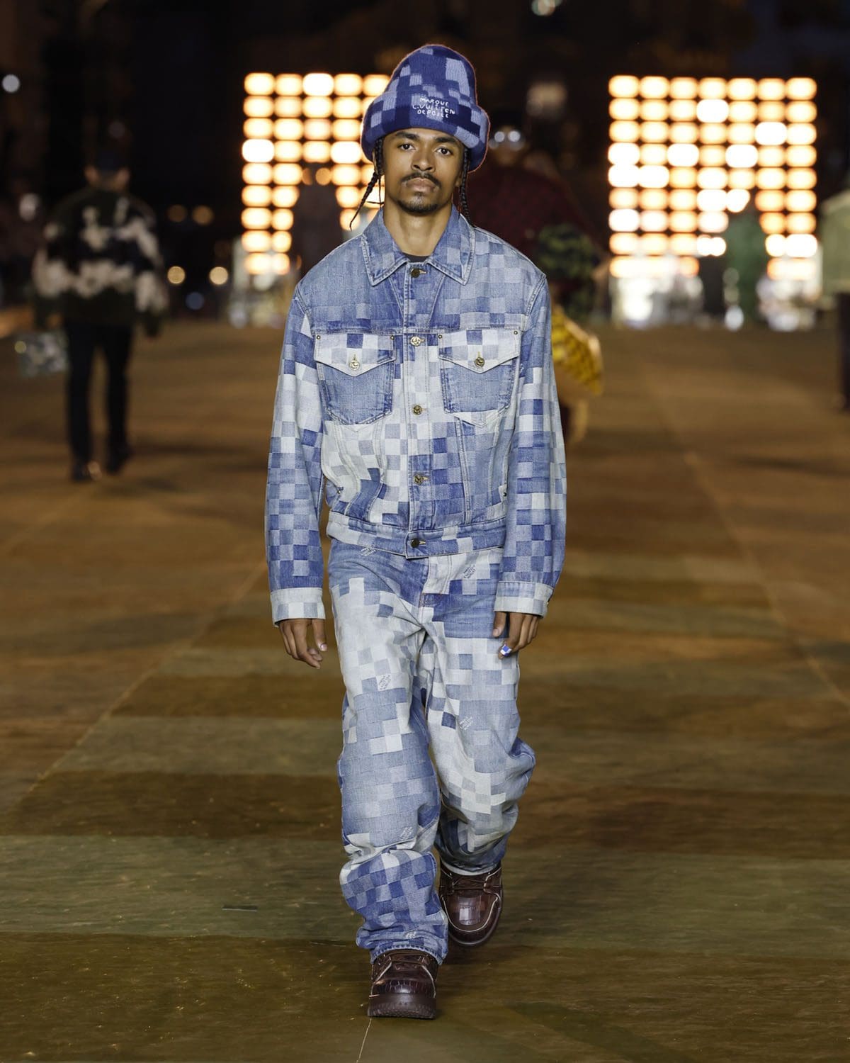 Louis Vuitton от Фаррелла Уильямса Весна-Лето 2024 Runway Журнал (23)
