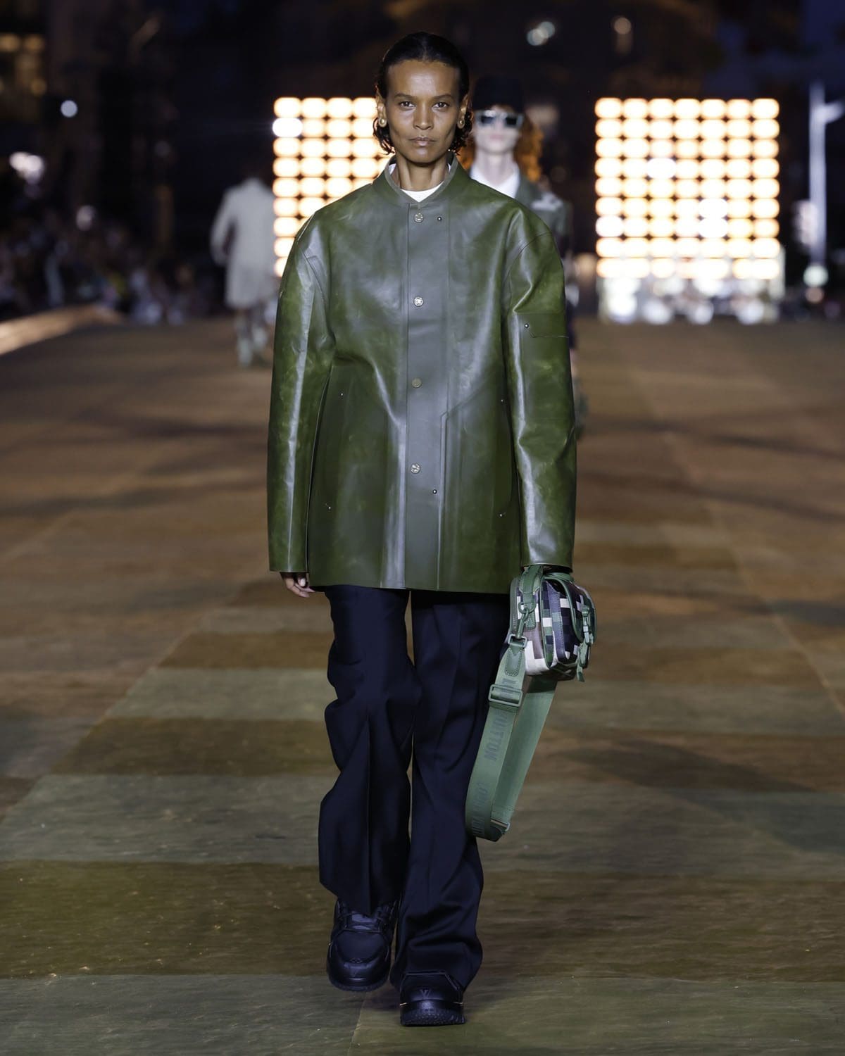 Louis Vuitton от Фаррелла Уильямса Весна-Лето 2024 Runway Журнал (3)