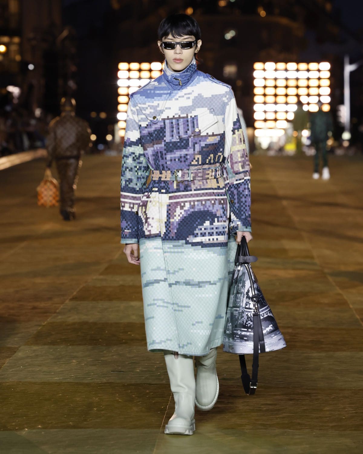 Louis Vuitton от Фаррелла Уильямса Весна-Лето 2024 Runway Журнал (40)