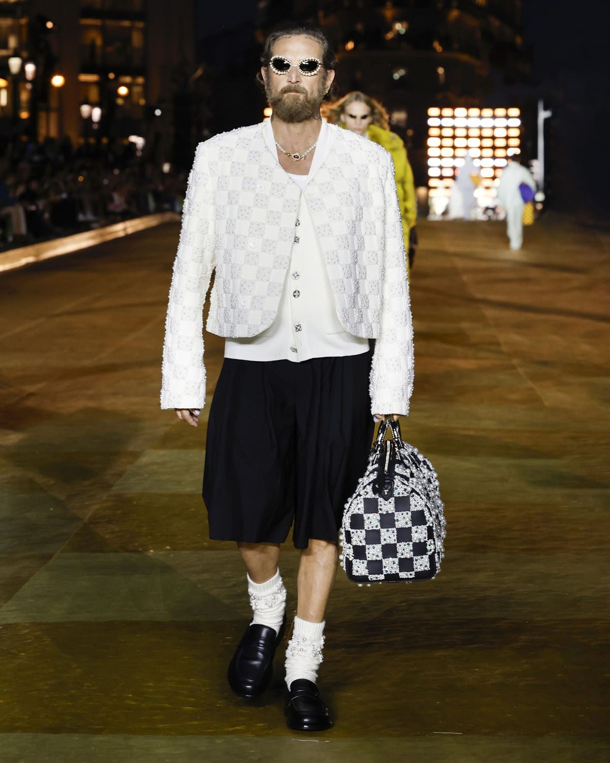 Louis Vuitton от Фаррелла Уильямса Весна-Лето 2024 Runway Журнал (46)