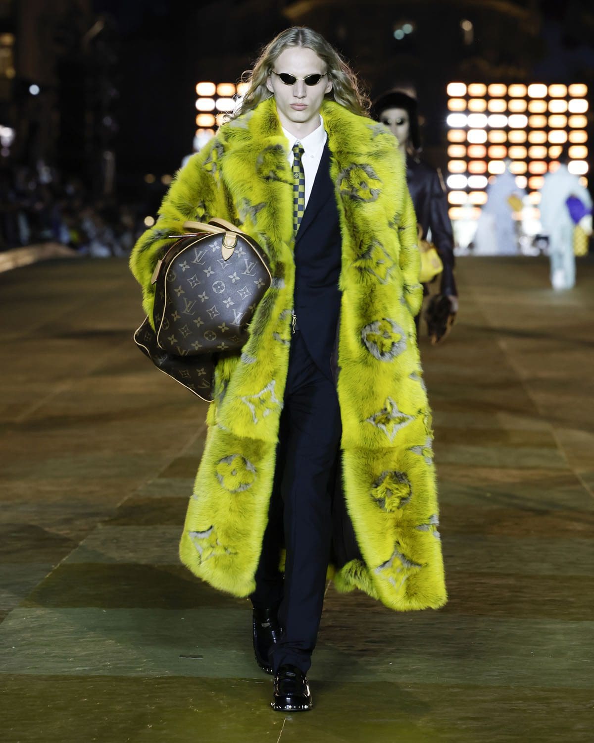Louis Vuitton от Фаррелла Уильямса Весна-Лето 2024 Runway Журнал (47)