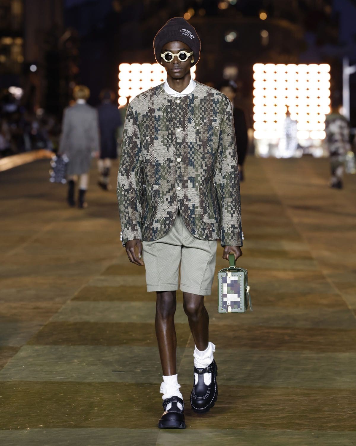 Louis Vuitton от Фаррелла Уильямса Весна-Лето 2024 Runway Журнал (9)
