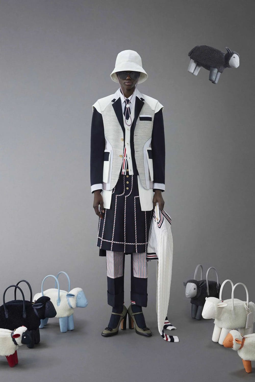Thom Browne Resort 2024 Runway Revista (36)