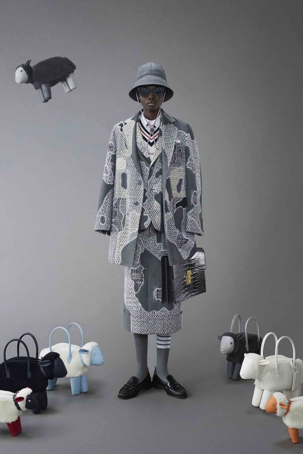 Thom Browne Resort 2024 Runway Revista (9)