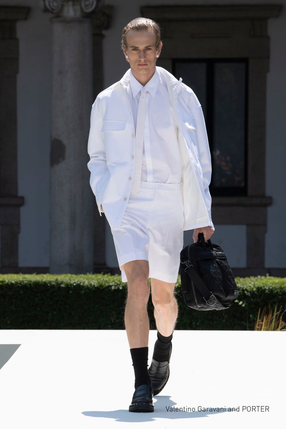 ヴァレンティノ メンズウェア 春夏 2024 Runway 雑誌(2)