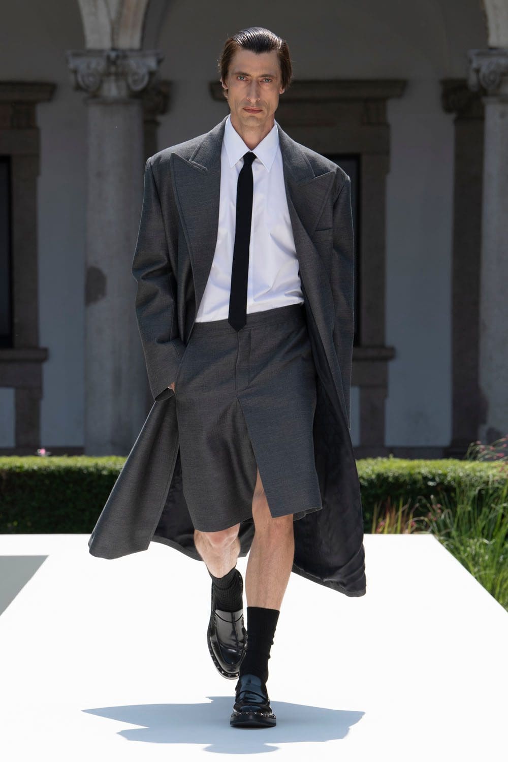 ヴァレンティノ メンズウェア 春夏 2024 Runway 雑誌(23)
