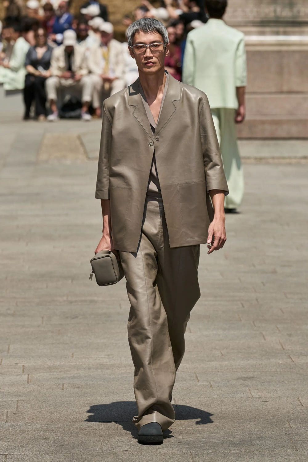 Zegna Frühling Sommer 2024 Runway Magazin (27)