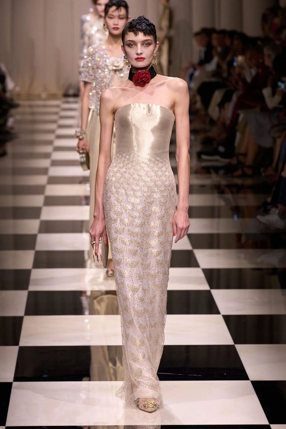 Armani Prive Fall Winter 2023 2024 Haute Couture Runway Magazine (16)