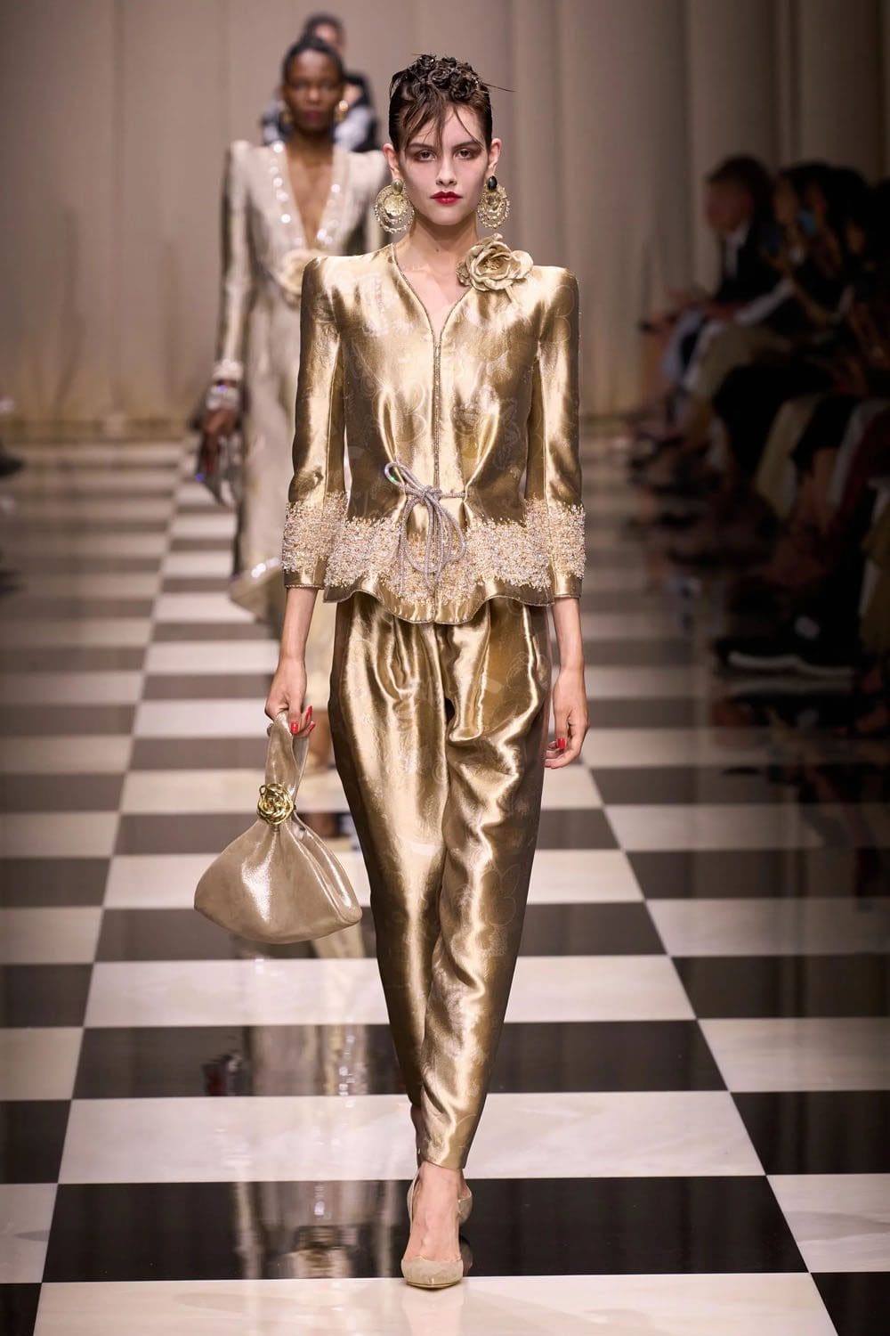 Armani Prive Fall Winter 2023 2024 Haute Couture Runway Magazine (20)