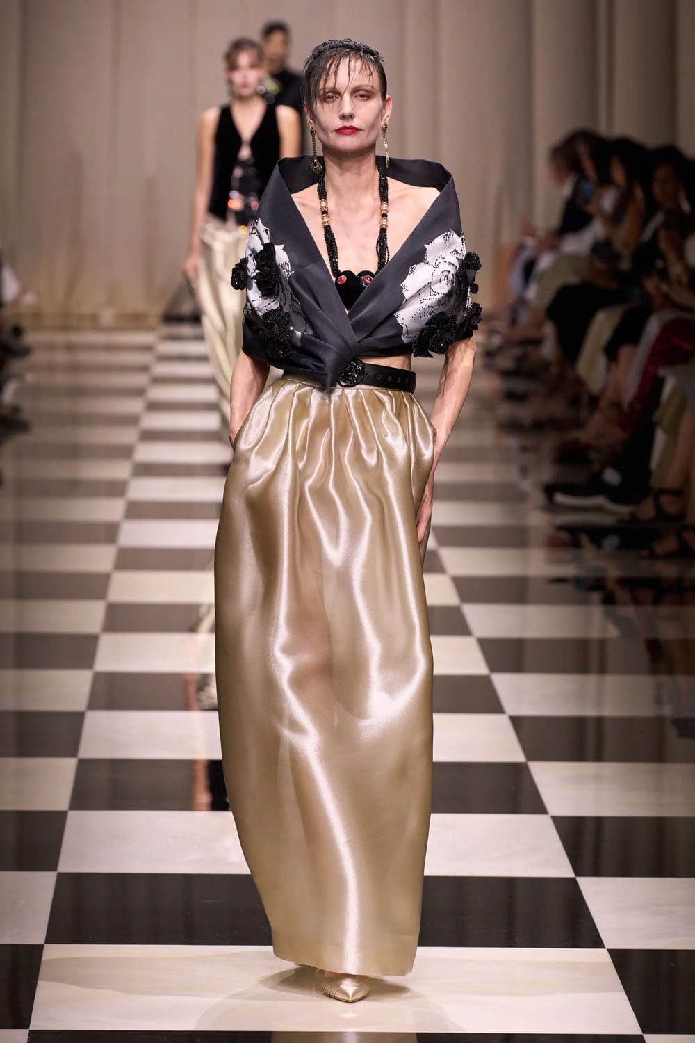 Armani Prive Fall Winter 2023 2024 Haute Couture Runway Magazine (22)