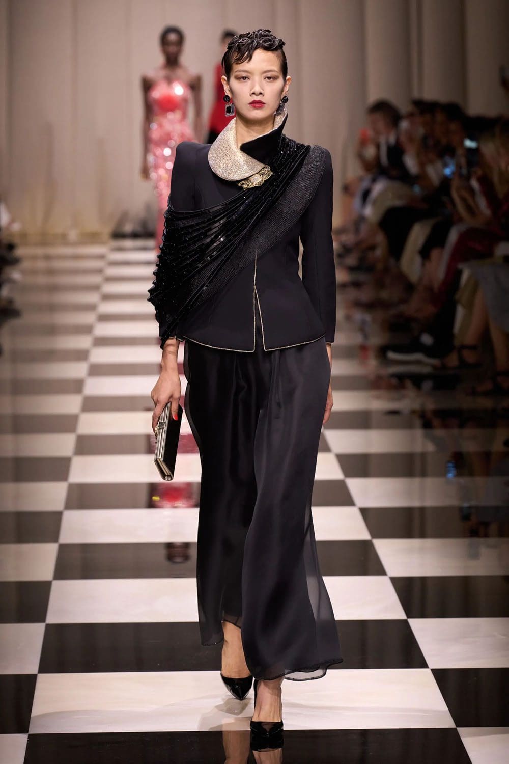 Armani Prive Fall Winter 2023 2024 Haute Couture Runway Magazine (24)