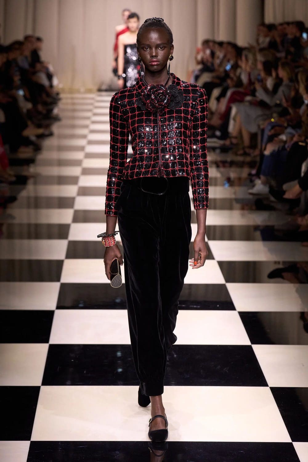 Armani Prive Fall Winter 2023 2024 Haute Couture Runway Magazine (28)
