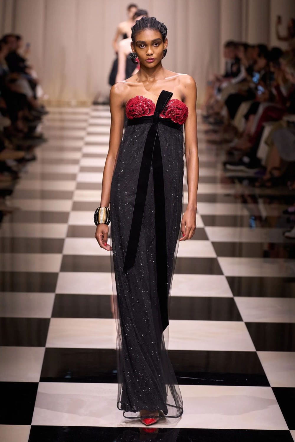 Armani Prive Fall Winter 2023 2024 Haute Couture Runway Magazine (40)