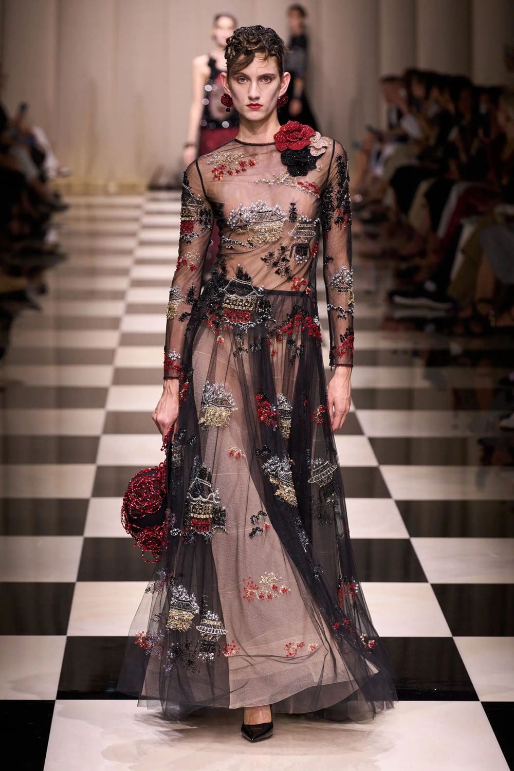 Armani Prive Fall Winter 2023 2024 Haute Couture Runway Magazine (53)