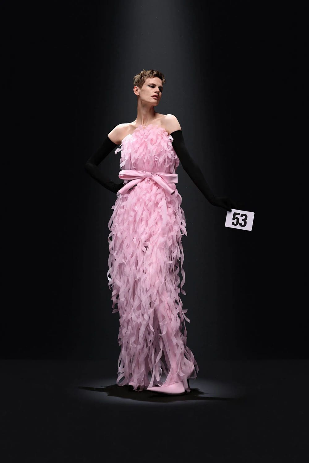 Balenciaga por Demna Couture Outono 2023 24 Runway Revista (53)