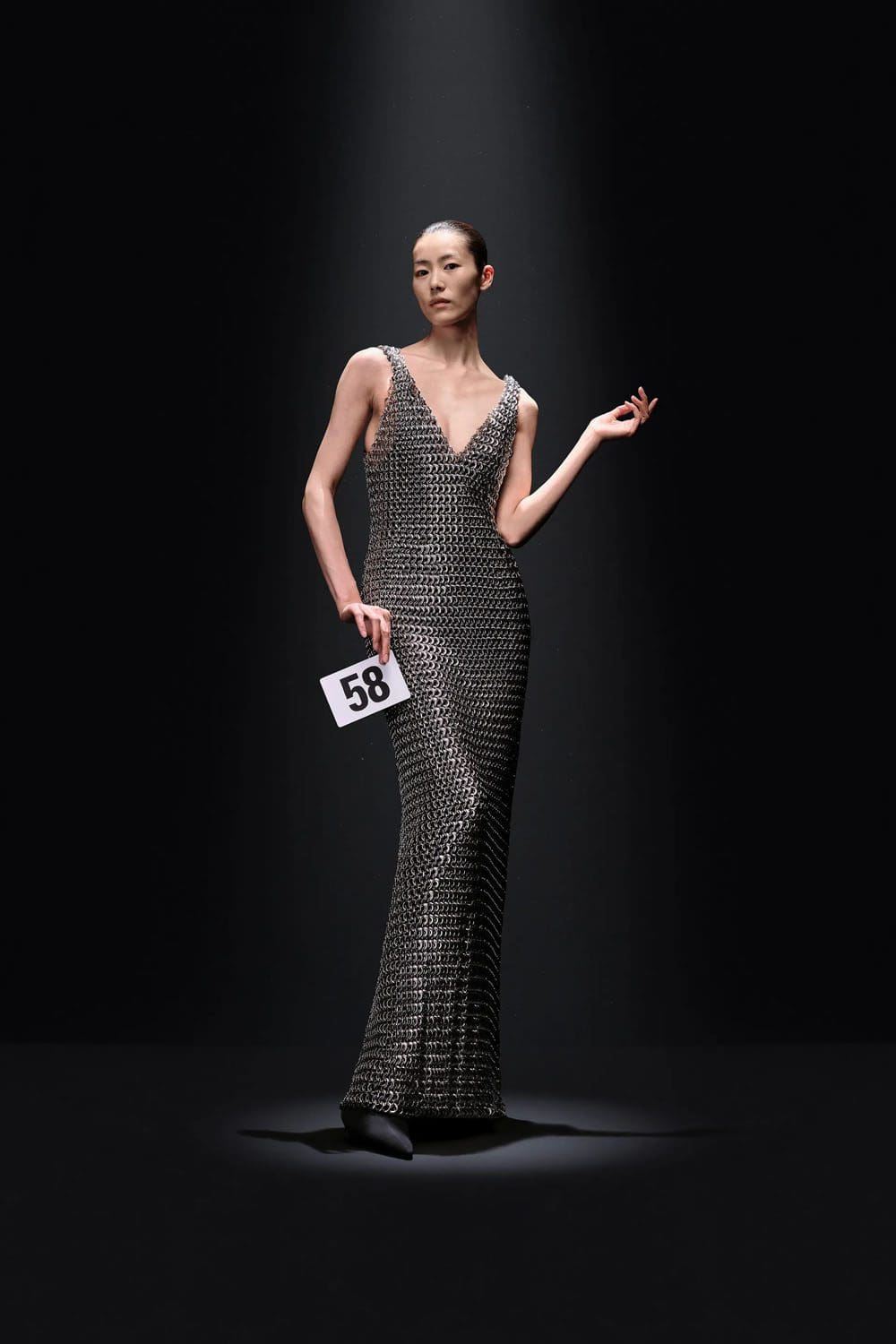 Balenciaga por Demna Couture Outono 2023 24 Runway Revista (58)