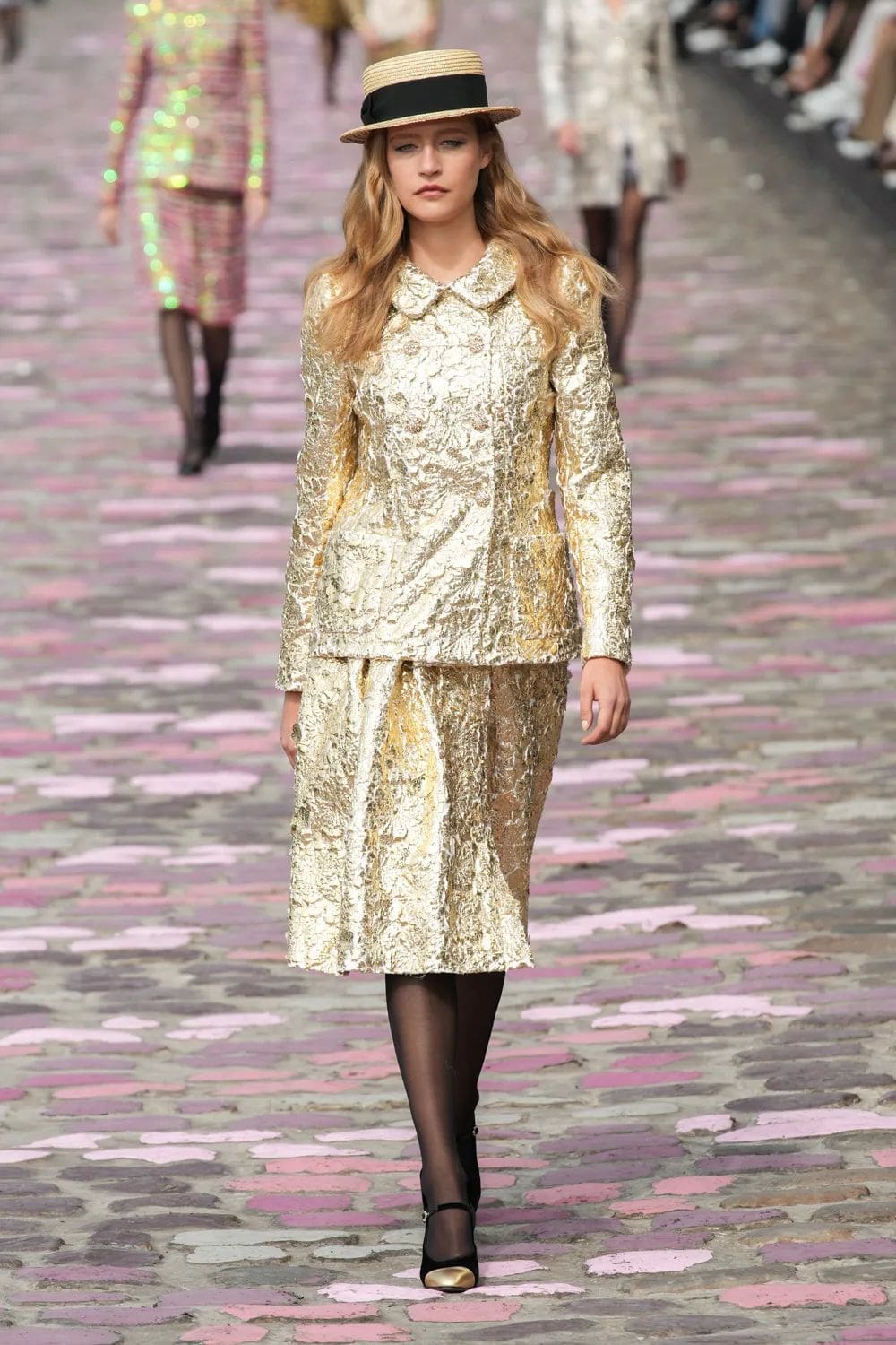 Chanel Haute Couture Fall Winter 2023 2024 Runway Magazine (19)