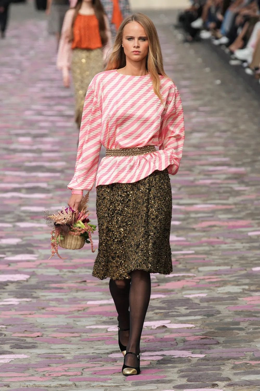 Chanel Haute Couture Fall Winter 2023 2024 Runway Magazine (23)