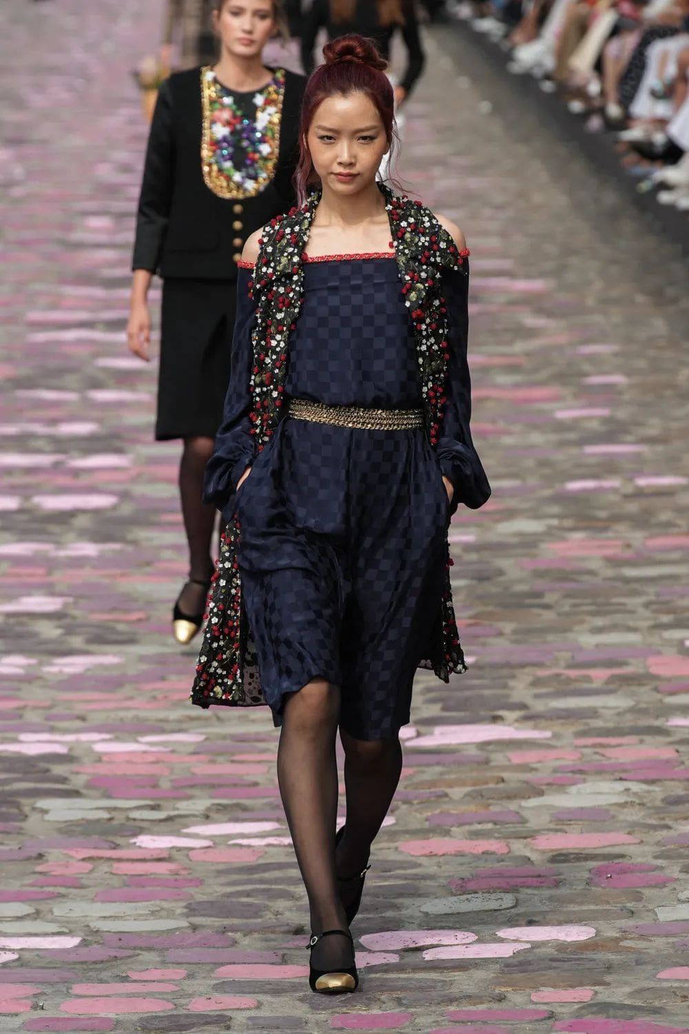 Chanel Haute Couture Fall Winter 2023 2024 Runway Magazine (36)