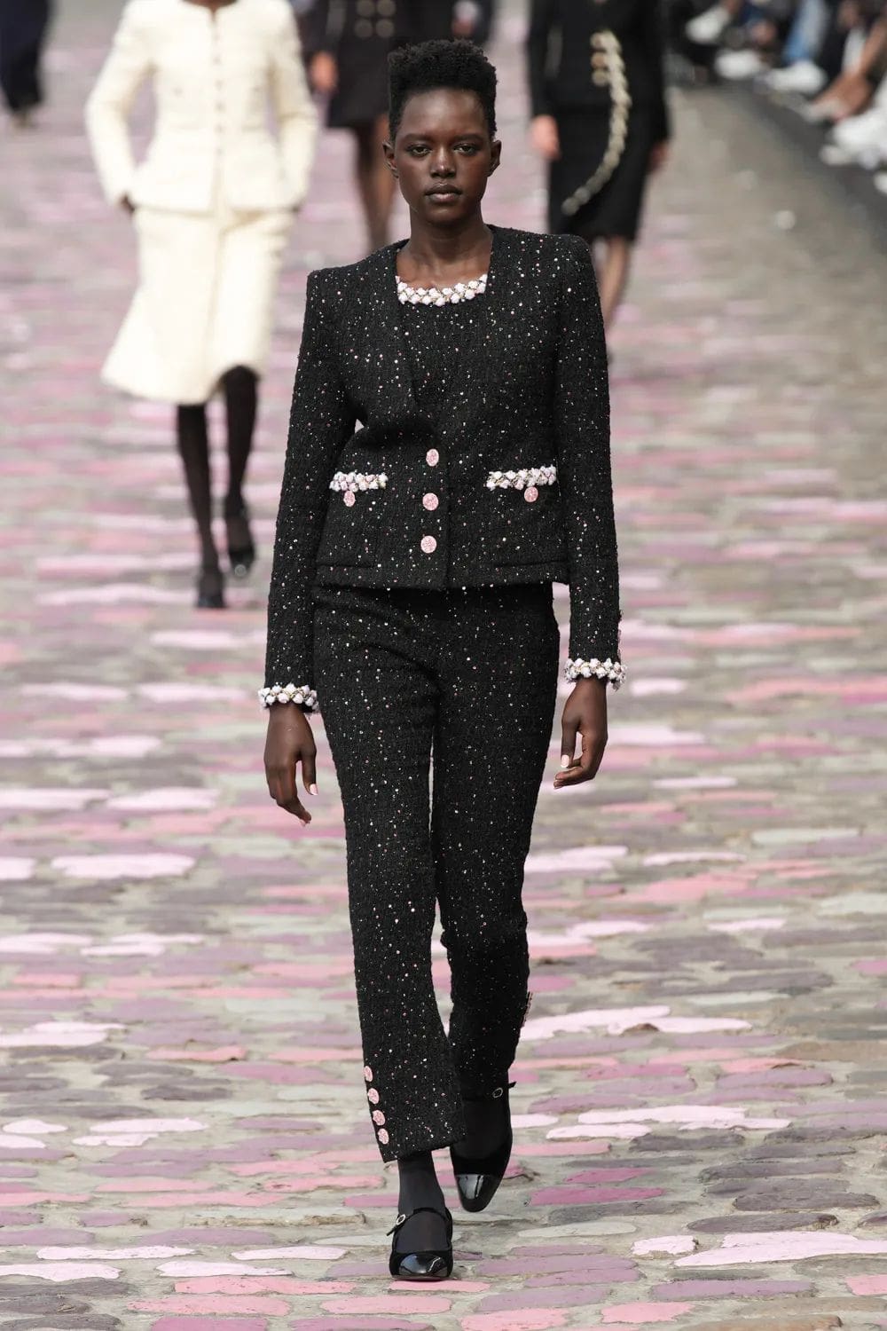 Chanel Haute Couture Fall Winter 2023 2024 Runway Magazine (6)