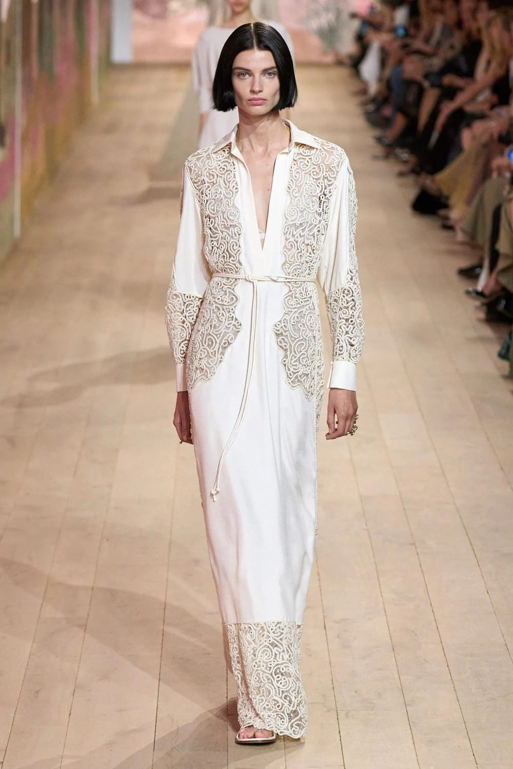 Dior Automne Hiver 2023 2024 Haute Couture Runway Magazine (16)