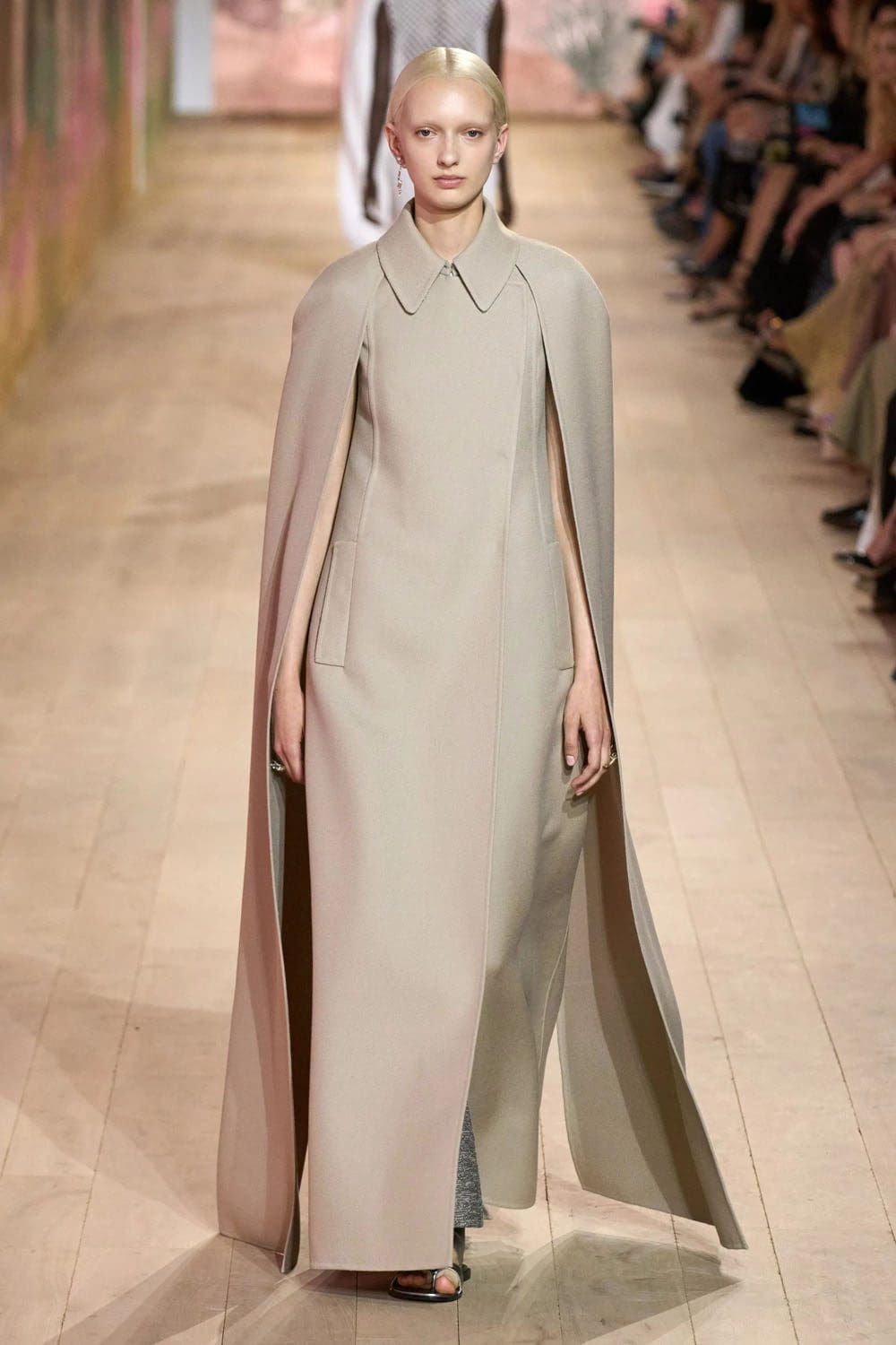 Dior Automne Hiver 2023 2024 Haute Couture Runway Magazine (18)