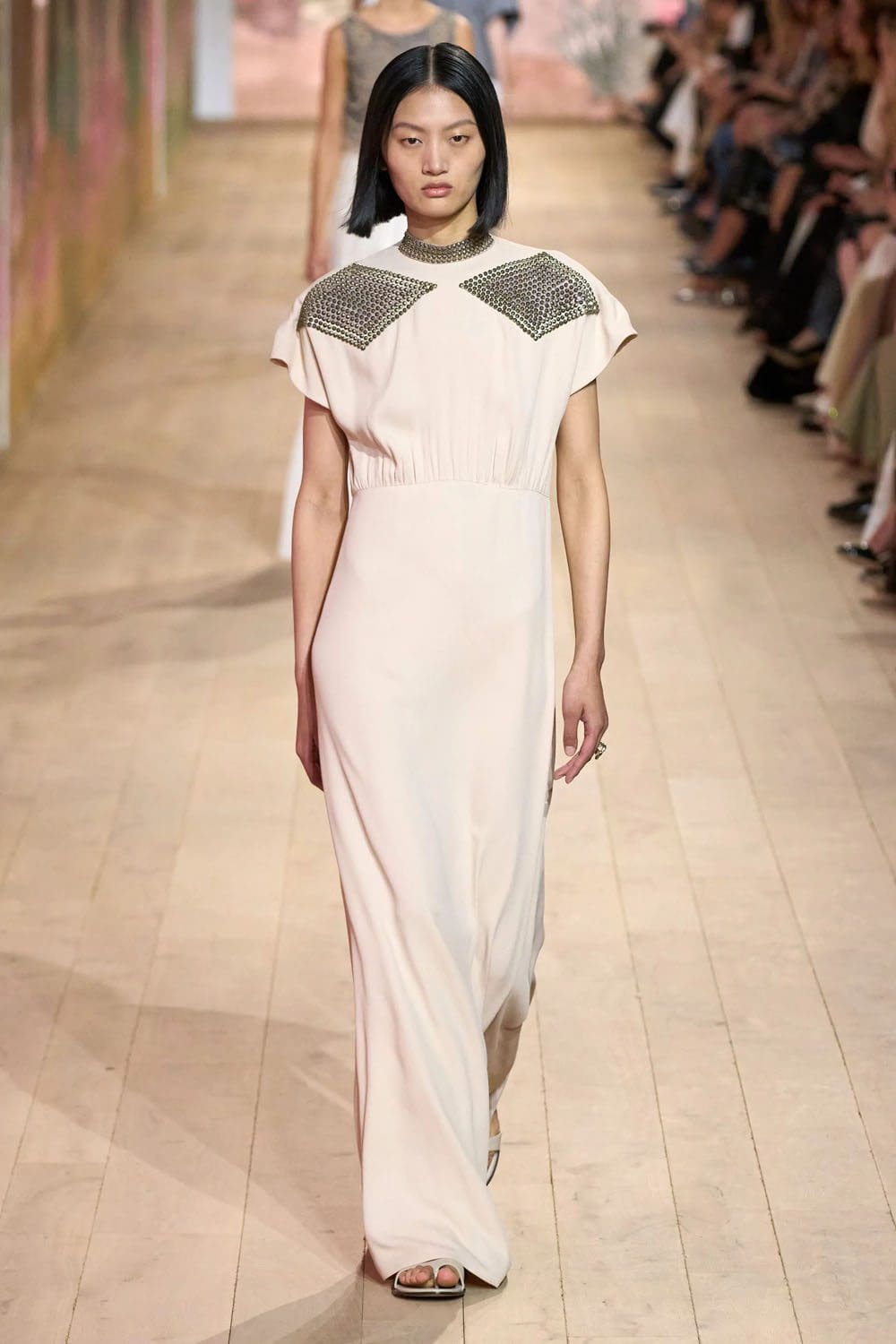Dior Automne Hiver 2023 2024 Haute Couture Runway Magazine (26)