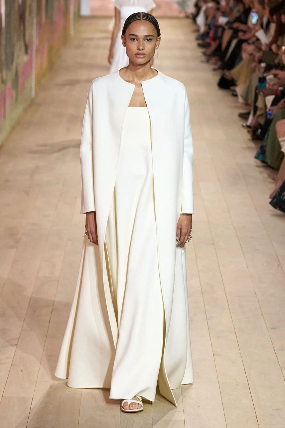 Dior Automne Hiver 2023 2024 Haute Couture Runway Magazine (4)