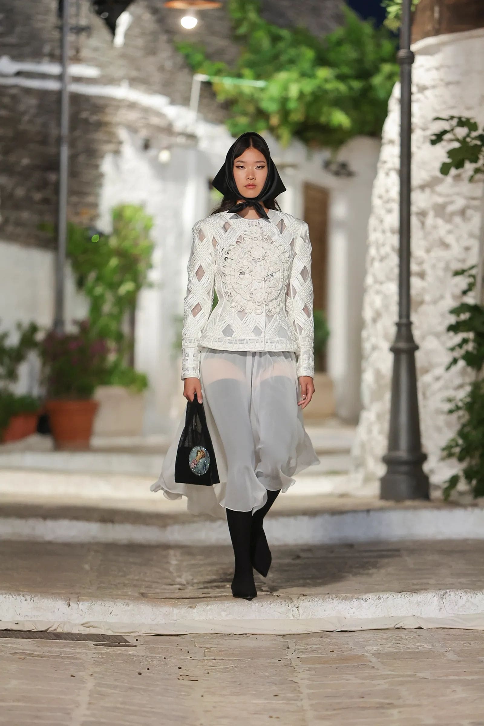 杜嘉班纳 Alta Moda 普利亚 2023 Runway 杂志(23)