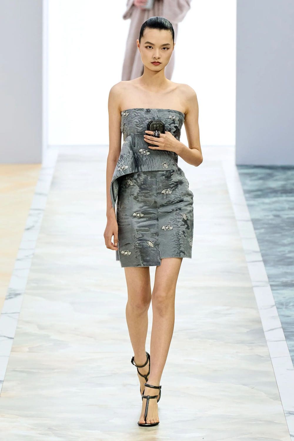 Fendi Couture Autunno 2023 24 Runway Magazine (24)