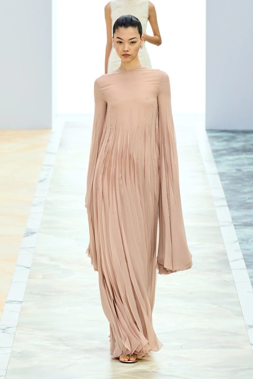 Fendi Couture Autunno 2023 24 Runway Magazine (29)