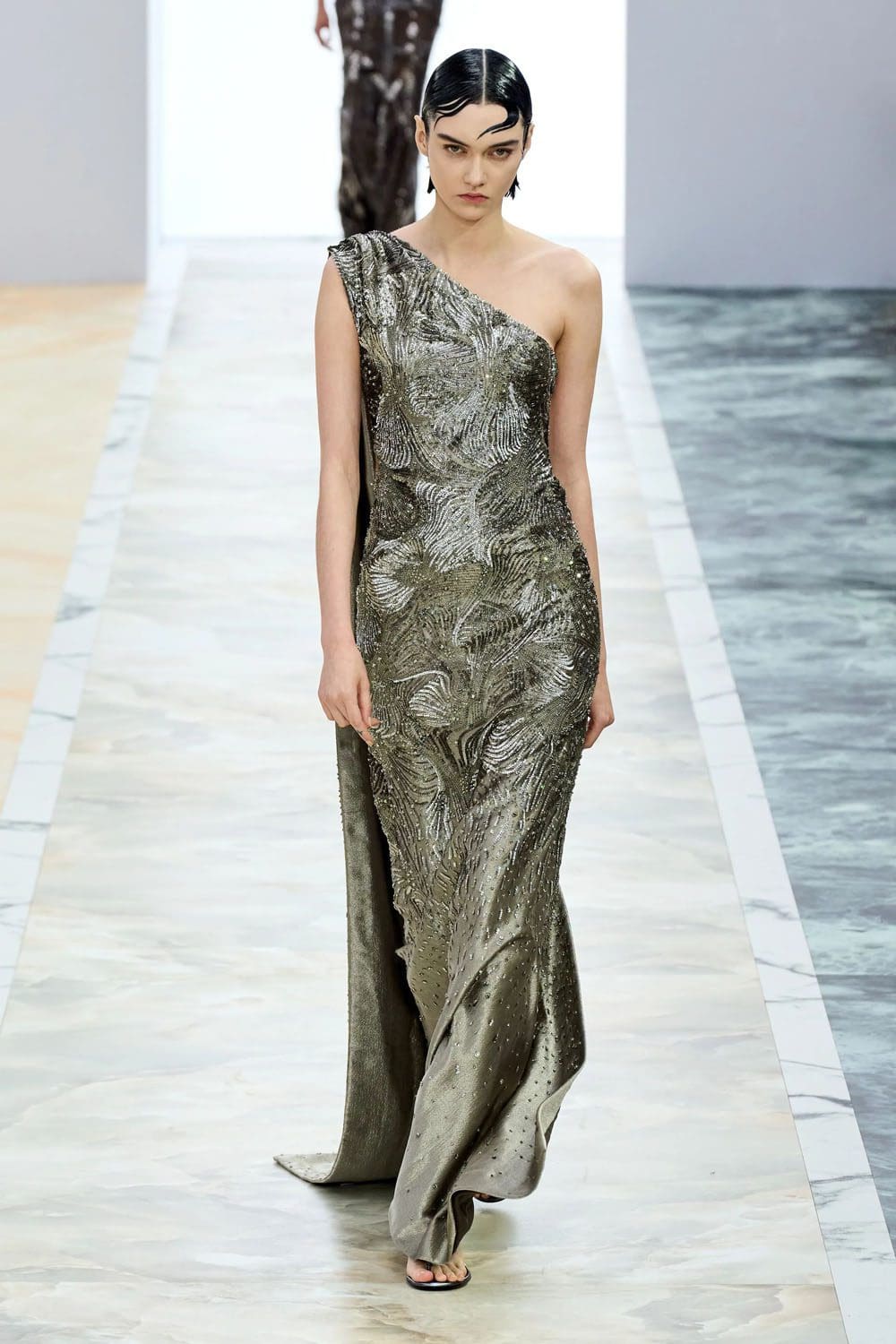 Fendi Couture Autunno 2023 24 Runway Magazine (32)