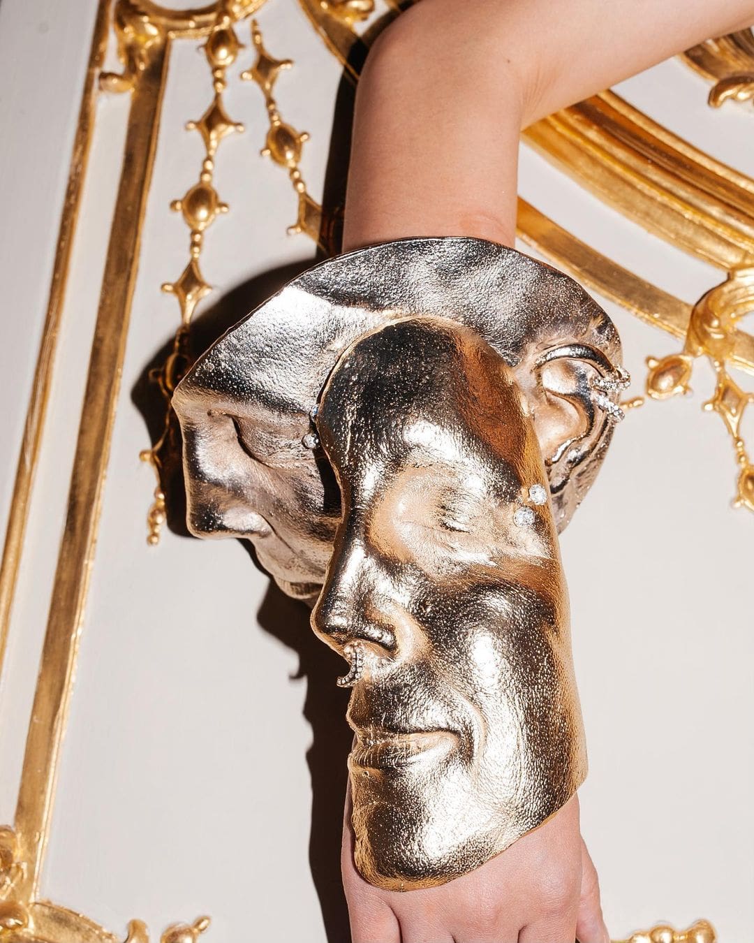 Schiaparelli Haute Couture Fall Winter 2023 2024 Details Runway Magazine 10