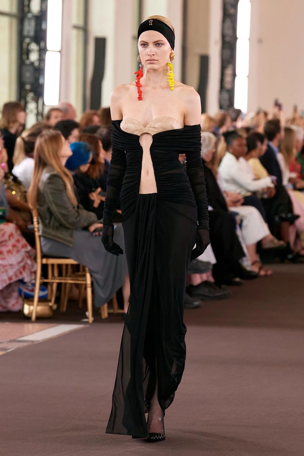 Schiaparelli Haute Couture Fall Winter 2023 2024 Runway Magazine (10)