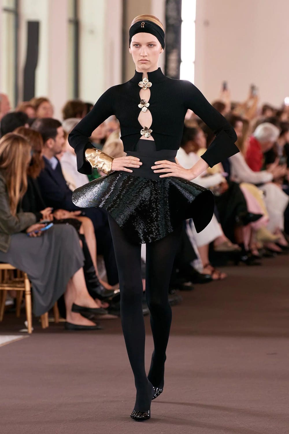 Schiaparelli Haute Couture Fall Winter 2023 2024 Runway Magazine (18)