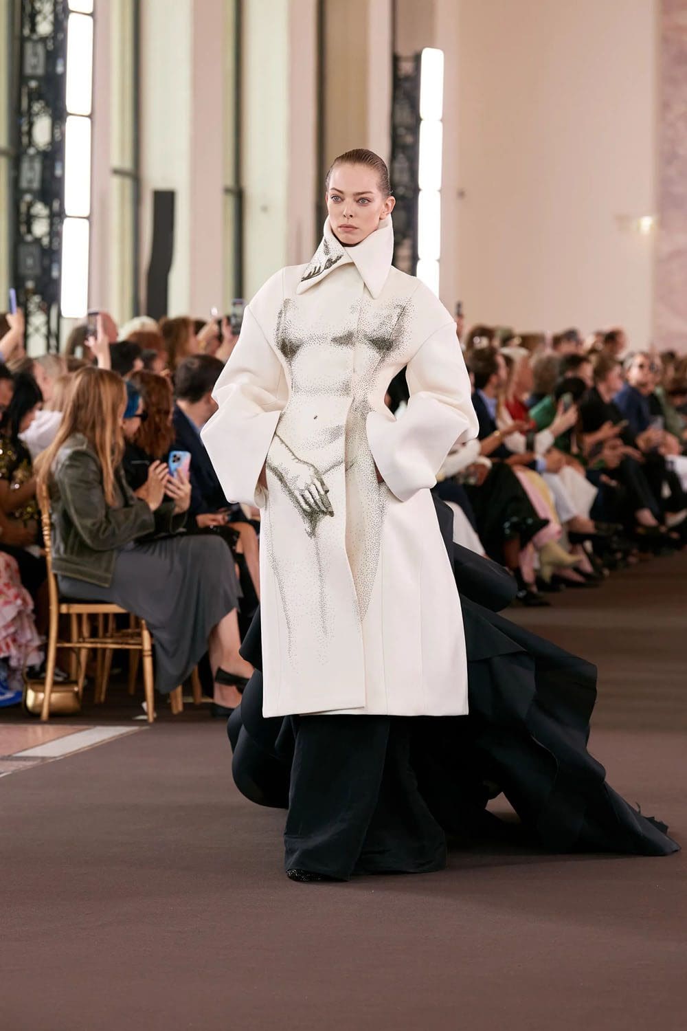 Schiaparelli Haute Couture Fall Winter 2023 2024 Runway Magazine (2)