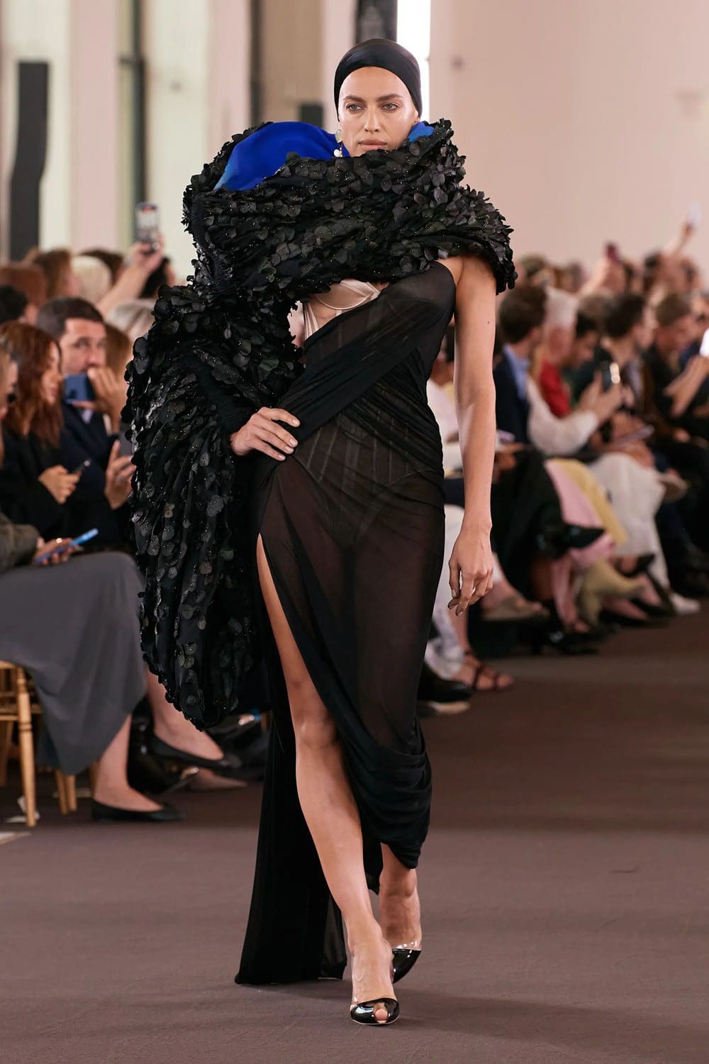 Schiaparelli Haute Couture Fall Winter 2023 2024 Runway Magazine (27)