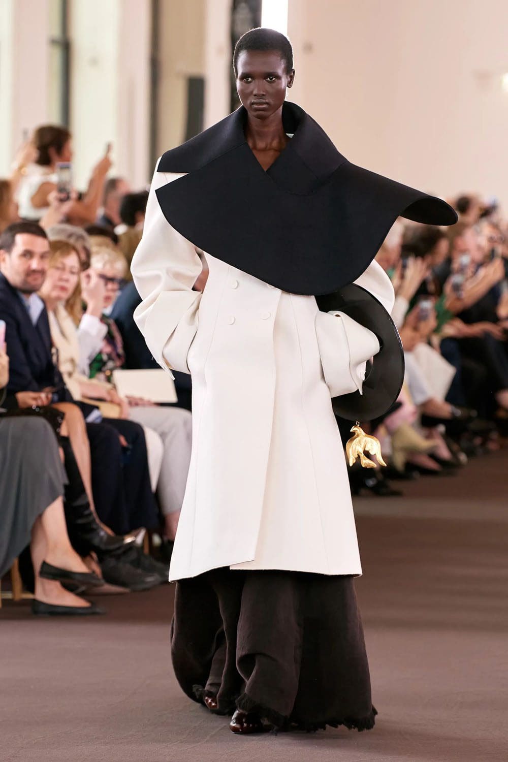 Schiaparelli Haute Couture Fall Winter 2023 2024 Runway Magazine (3)