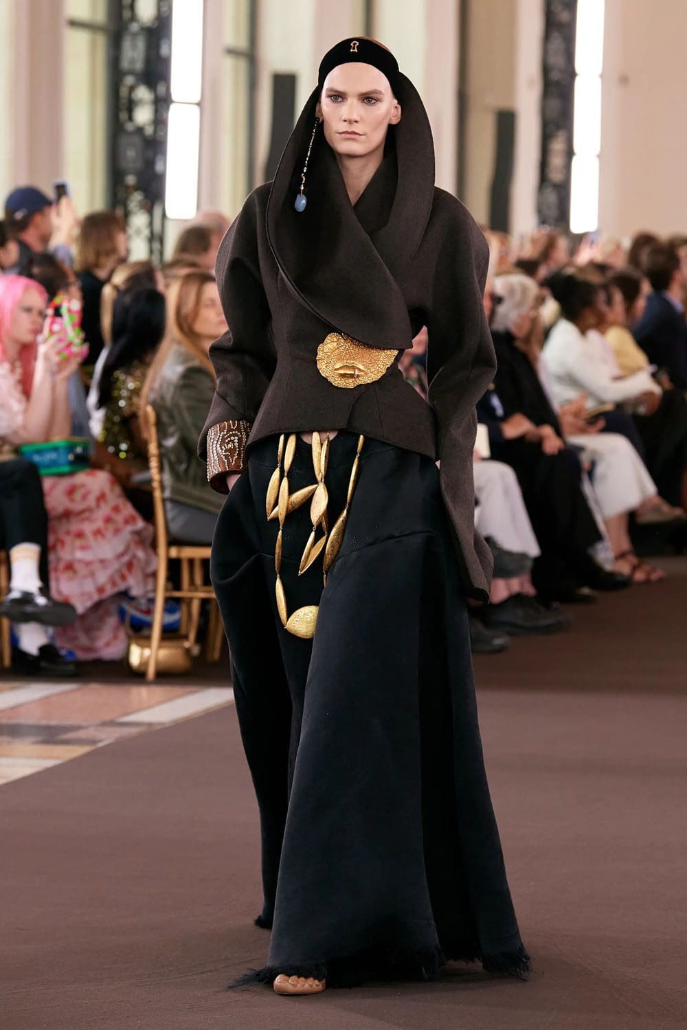 Schiaparelli Haute Couture Fall Winter 2023 2024 Runway Magazine (8)